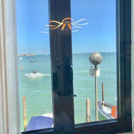 Ca' Monica Panoramic-canal View, Biennale Venetië