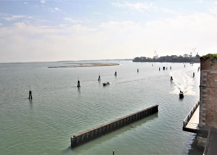 Ca' Monica Panoramic-canal View, Biennale *