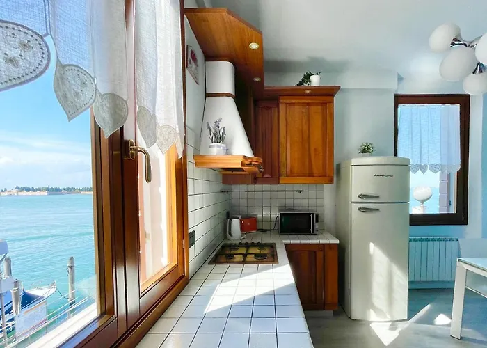 アパート Ca' Monica Panoramic-canal View, Biennale ヴェネツィア