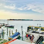 Ca' Monica Panoramic-canal View, Biennale Lejlighed