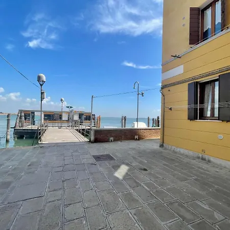 Ca' Monica Panoramic-canal View, Biennale Velence