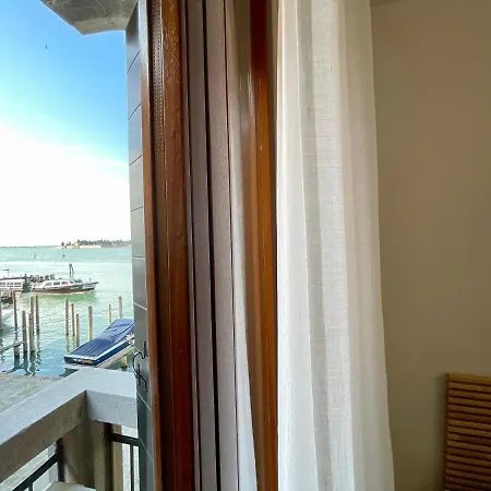 Ca' Monica Panoramic-canal View, Biennale Apartament