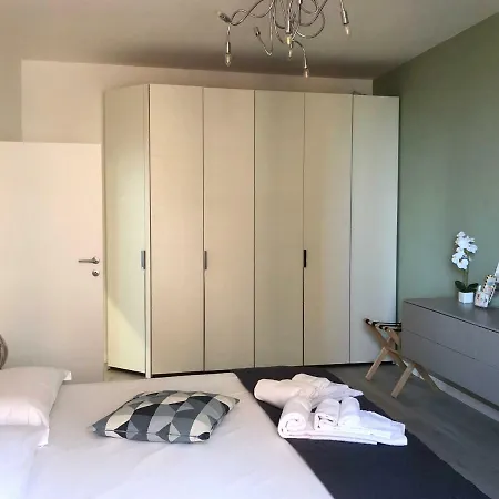 Ca' Monica Panoramic-canal View, Biennale * Wenecja