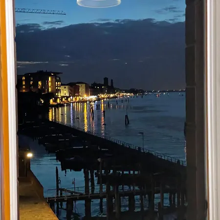 Ca' Monica Panoramic-canal View, Biennale Lägenhet Venedig