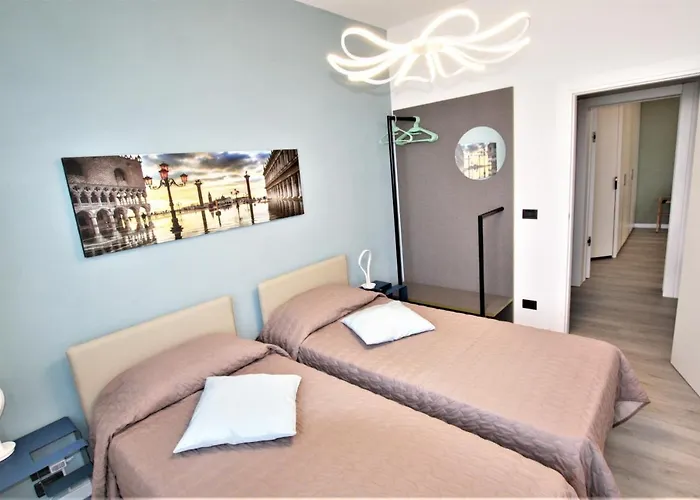 Ca' Monica Panoramic-canal View, Biennale Appartement *