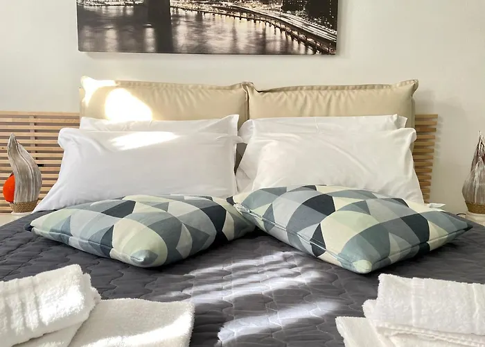 Ca' Monica Panoramic-canal View, Biennale Venetië